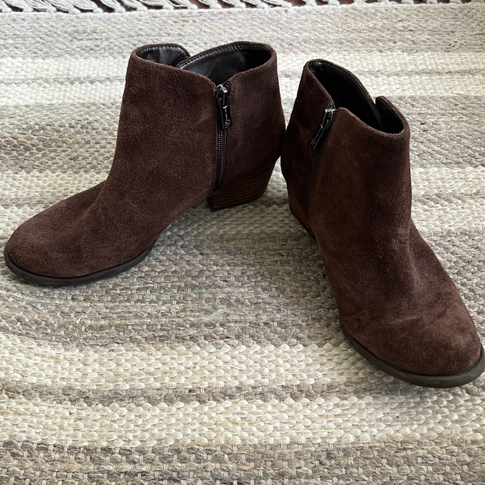 Jessica Simpson Suede Brown Ankle Booties Size 8